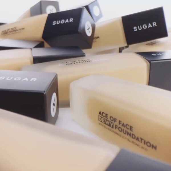 Sugar - Ace of Face Dewy Foundation - Image 4